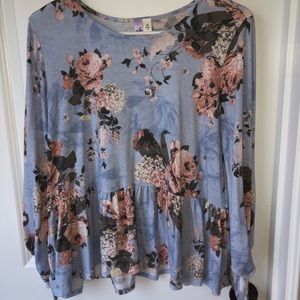 Francesas light blue long sleeved shirt